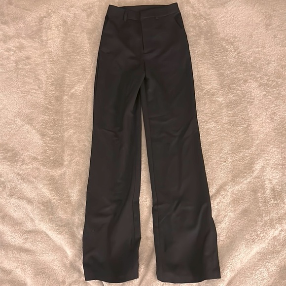 H&M Pants - NWOT H&M dress pants